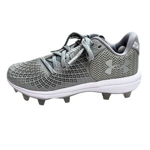 NWOT Under Armour Women’s Molded Softball Cleats Gray White Size 6.5